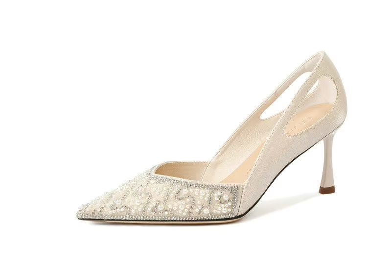 Cut Out Perlen Pumps Brautschuhe Hochzeitsschuhe Betty